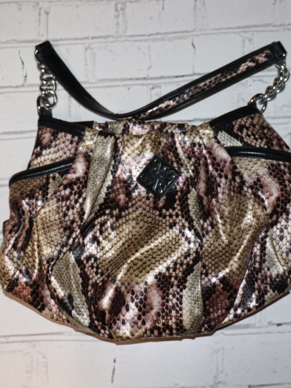 🐍 Simply Very Vera Wang Snakeskin Shoulder Bag · 8.5" x 13.5" Chain‑link straps